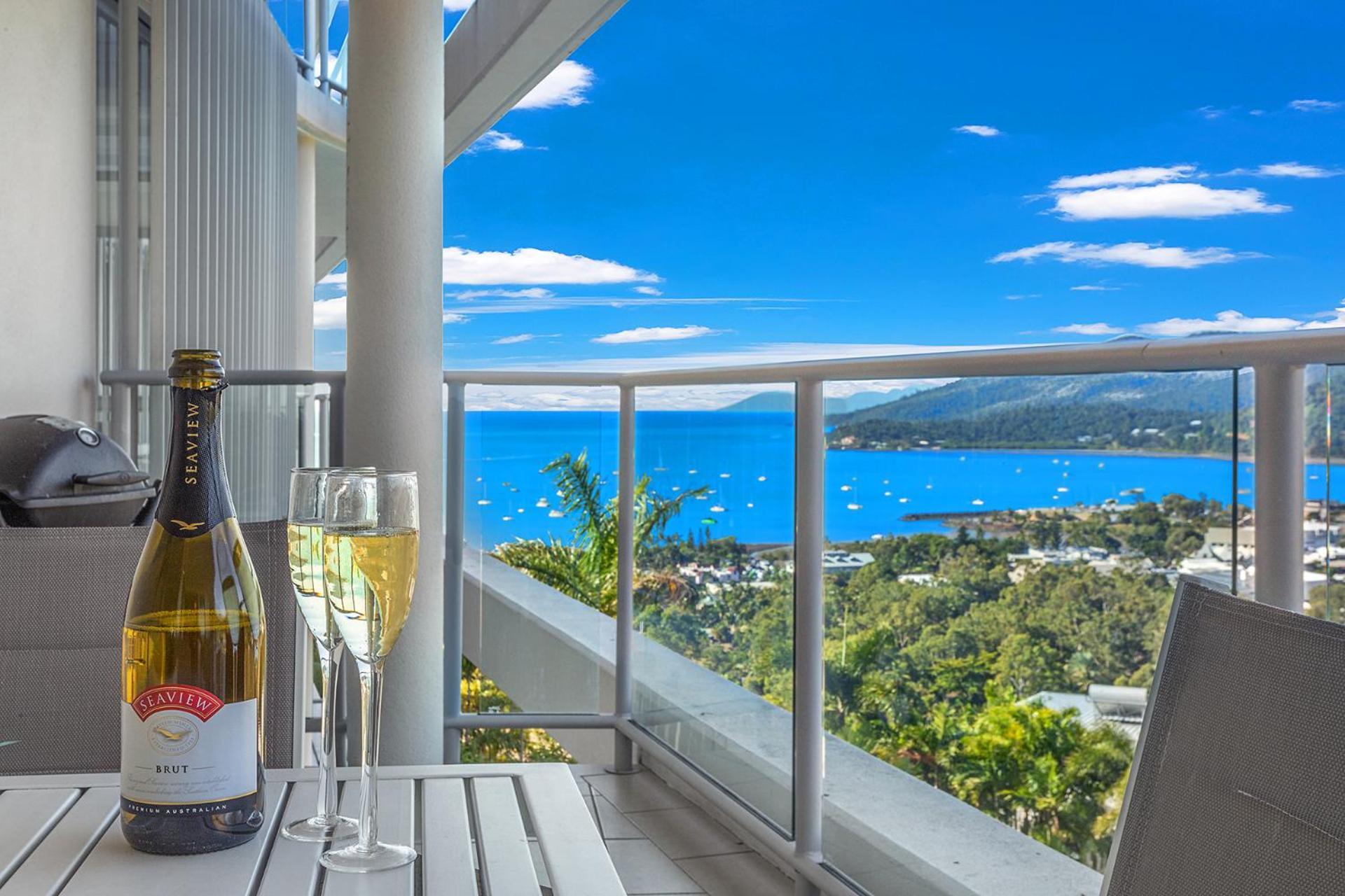 Serenity Views Airlie Beach Εξωτερικό φωτογραφία